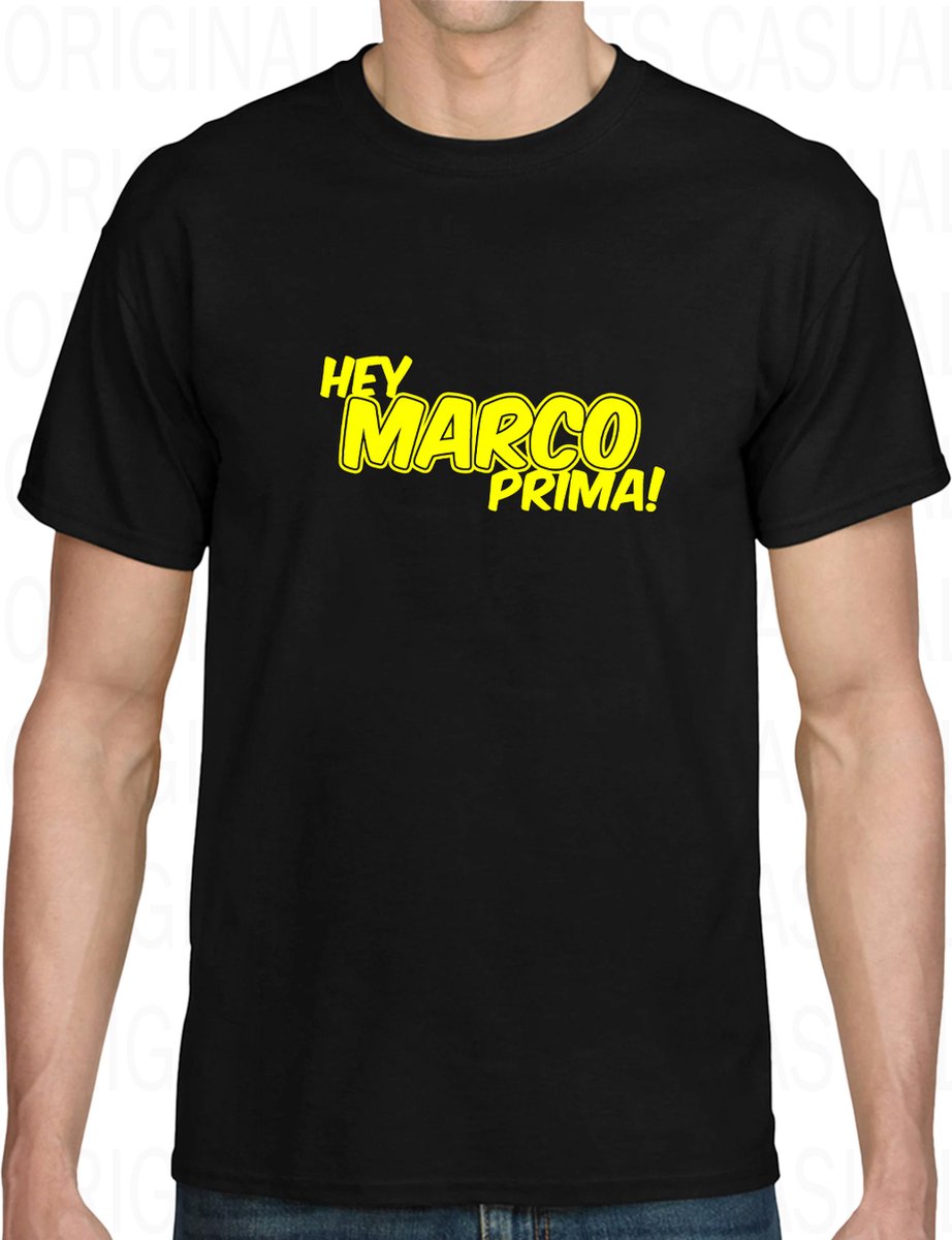 HEY MARCO PRIMA! herenshirt – Maat L - Zwart met geel - Korte mouwen - Ronde hals - Regular Fit - Grappige teksten - Original Kwoots - Humor - Tekst shirt - Cadeau - TikTok - Trending | Trendy